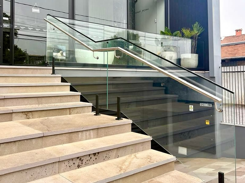 Guarda-corpo em aço inox